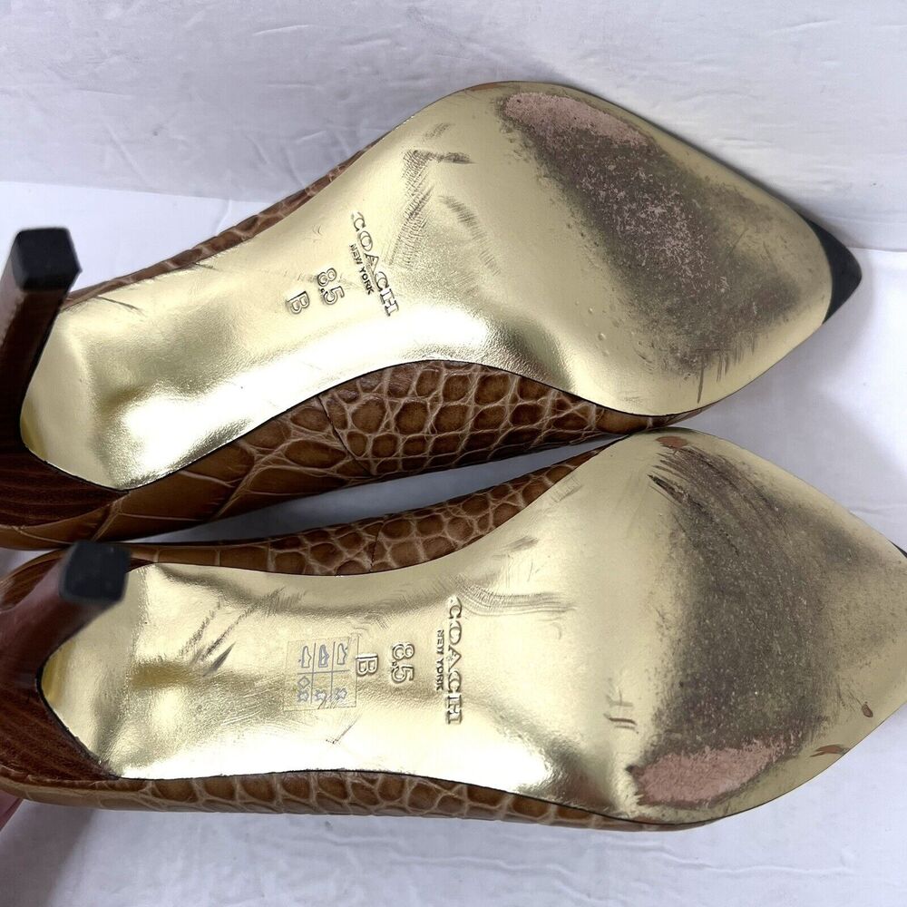 Coach Women’s Alligator Print Pumps Size 8.5 Brown - Picture 6 of 7
